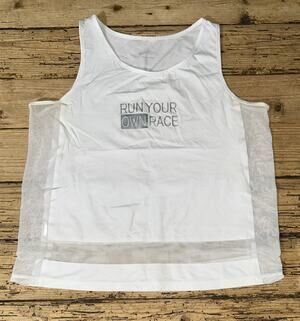 Punto Blanco Women Size M White Mesh Sides Tank